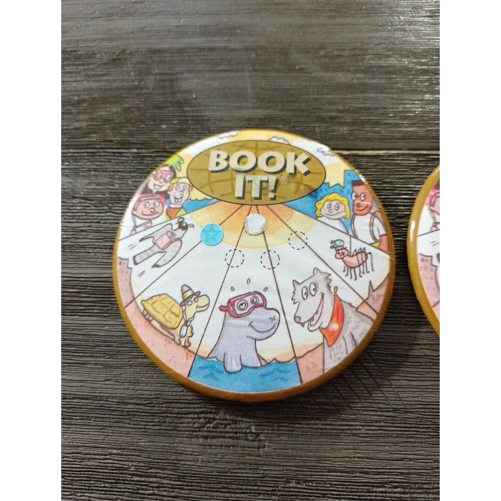 Book It! Pizza Hut 1995 Pinback Button Pin Books Reading Library Kids  Vtg
